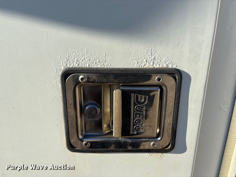 image for item FG2694 2012 International 4300 bucket truck