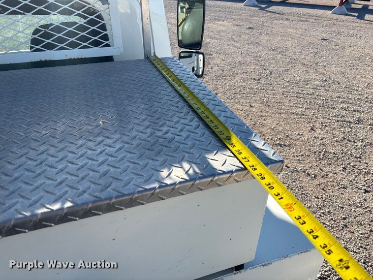 image for item FG2694 2012 International 4300 bucket truck