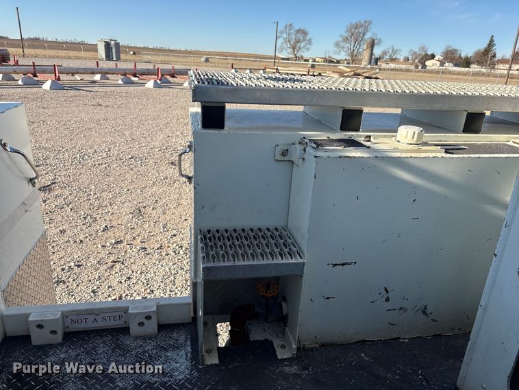 image for item FG2694 2012 International 4300 bucket truck