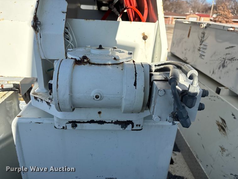 image for item FG2694 2012 International 4300 bucket truck