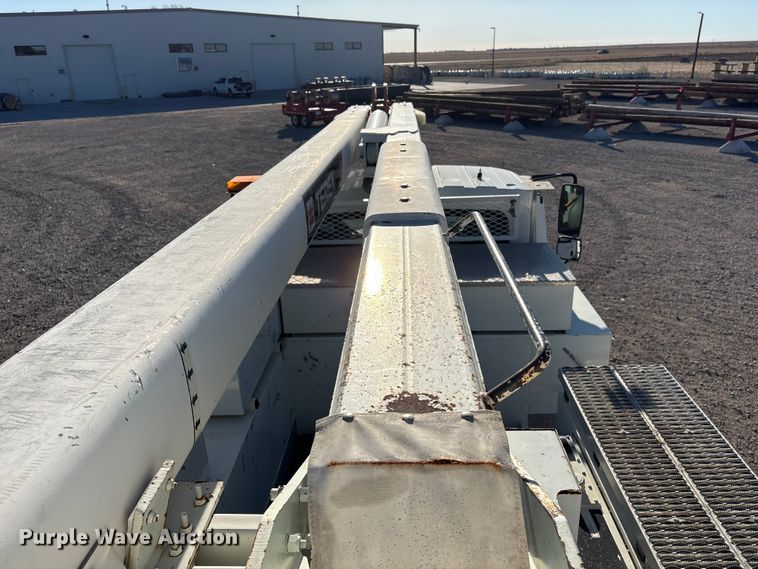 image for item FG2694 2012 International 4300 bucket truck