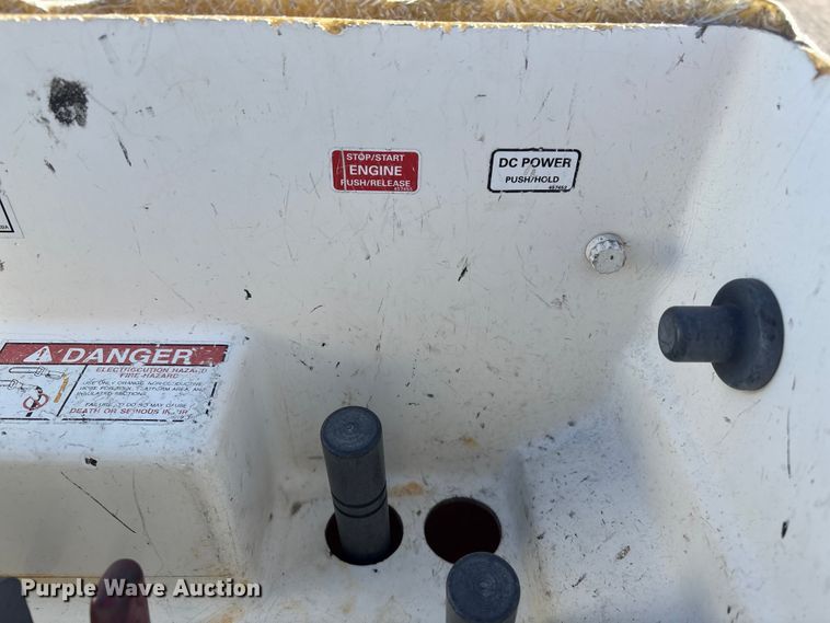 image for item FG2694 2012 International 4300 bucket truck