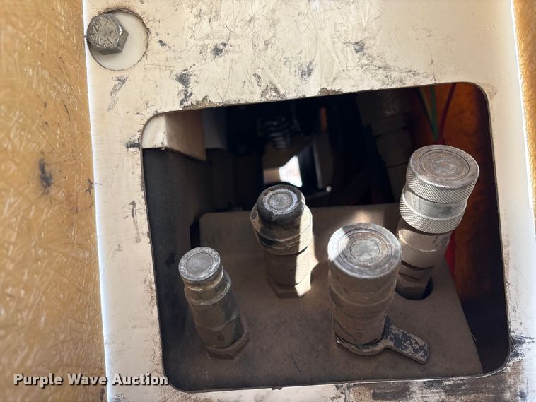 image for item FG2694 2012 International 4300 bucket truck