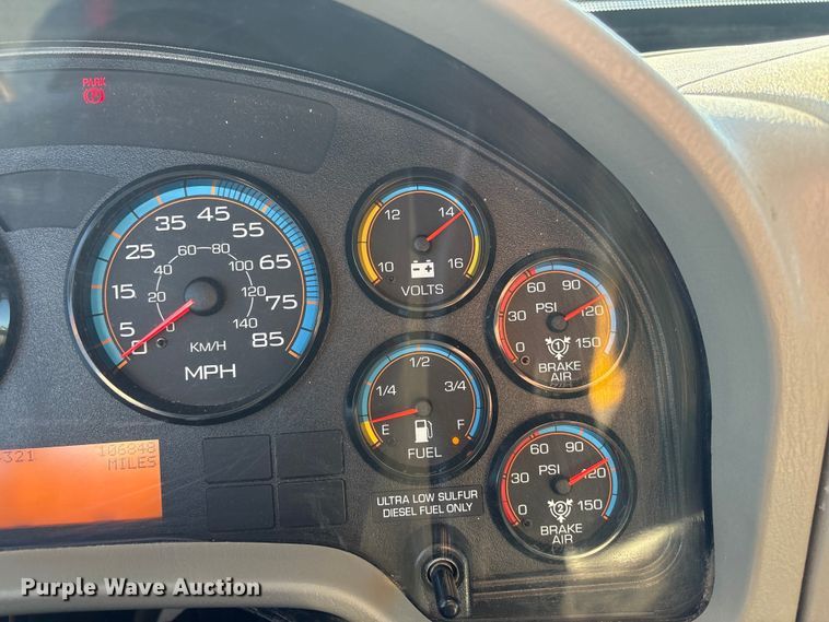 image for item FG2694 2012 International 4300 bucket truck