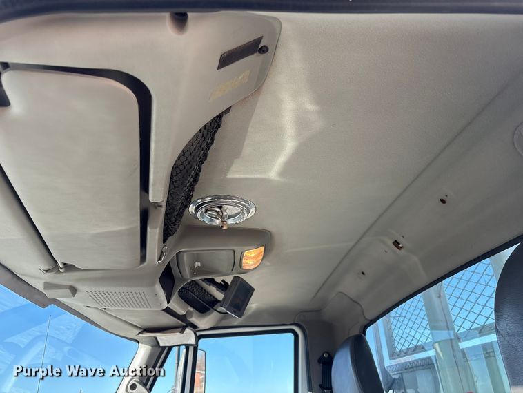 image for item FG2694 2012 International 4300 bucket truck