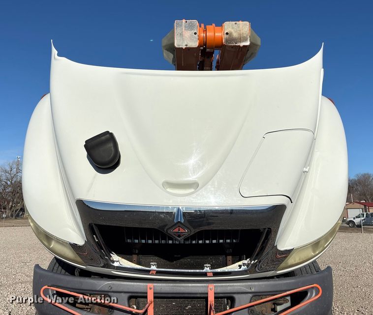 image for item FG2694 2012 International 4300 bucket truck