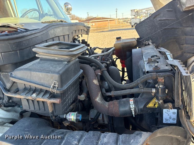 image for item FG2694 2012 International 4300 bucket truck