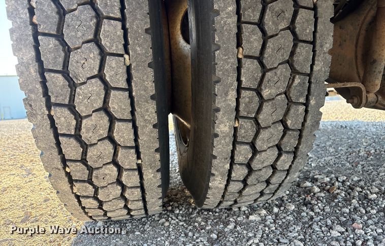 image for item FG2694 2012 International 4300 bucket truck