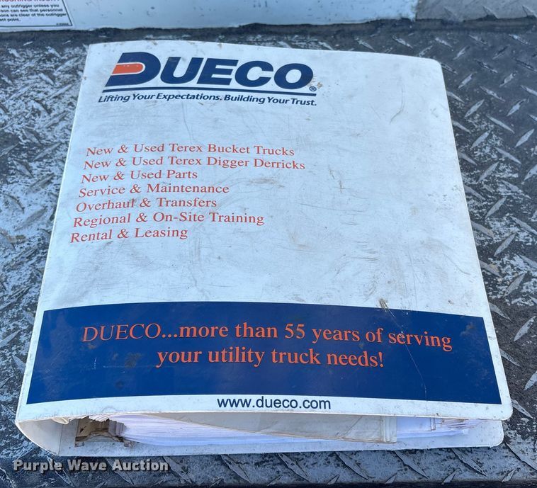 image for item FG2694 2012 International 4300 bucket truck