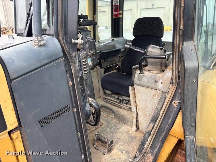 image for item FG2695 2008 Caterpillar D6N XL dozer