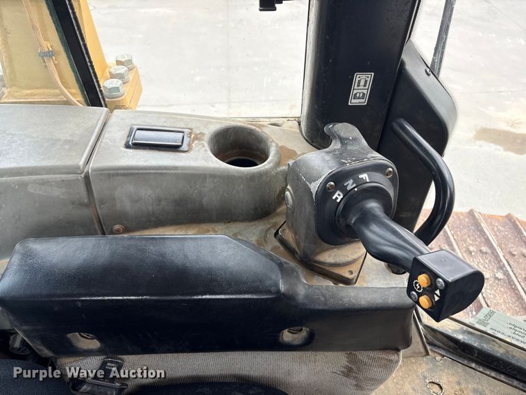 image for item FG2695 2008 Caterpillar D6N XL dozer