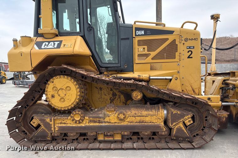 image for item FG2695 2008 Caterpillar D6N XL dozer