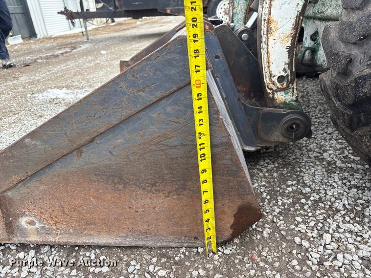 image for item FG2703 1997 Bobcat 863 skid steer loader