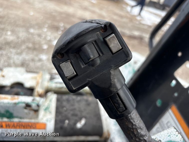 image for item FG2703 1997 Bobcat 863 skid steer loader