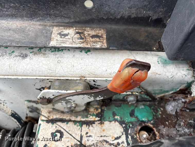 image for item FG2703 1997 Bobcat 863 skid steer loader