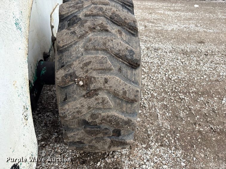 image for item FG2703 1997 Bobcat 863 skid steer loader