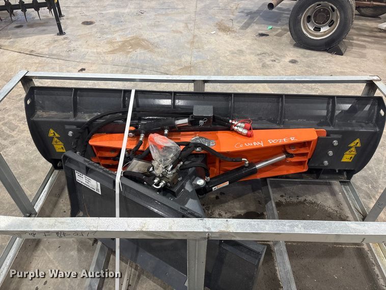 image for item FG2748 2025 WIG XN-TT01-84 skid steer dozer blade