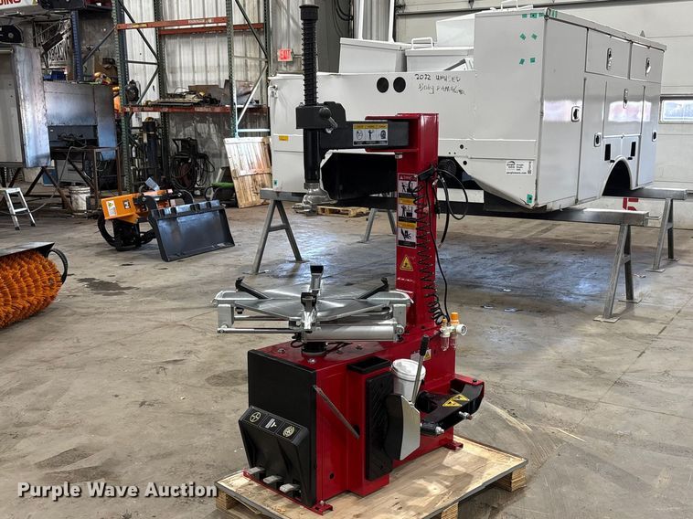 image for item FG2752 2025 Tyre Changer tire machine