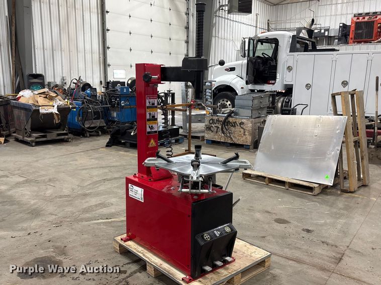 image for item FG2752 2025 Tyre Changer tire machine