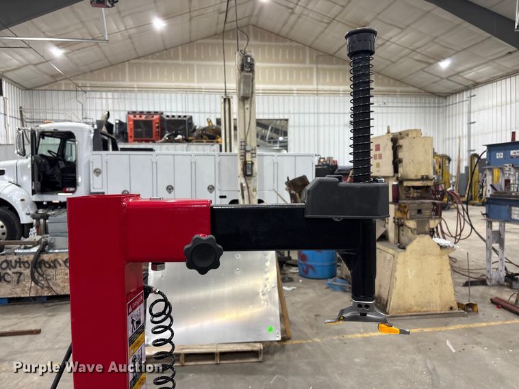 image for item FG2752 2025 Tyre Changer tire machine