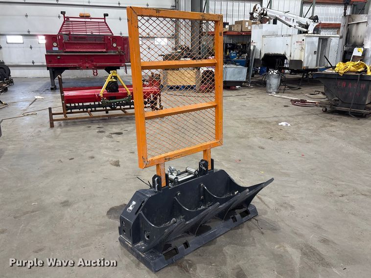 image for item FG2753 2025 Arteer SS-15000G skid steer winch