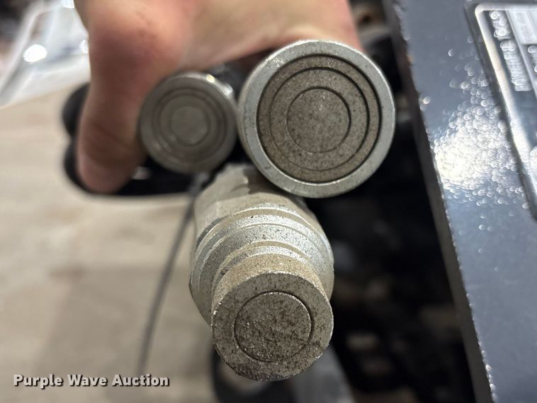 image for item FG2753 2025 Arteer SS-15000G skid steer winch