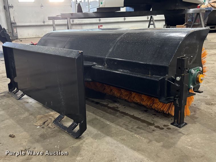 image for item FG2754 2025 Giyi SE61 skid steer broom