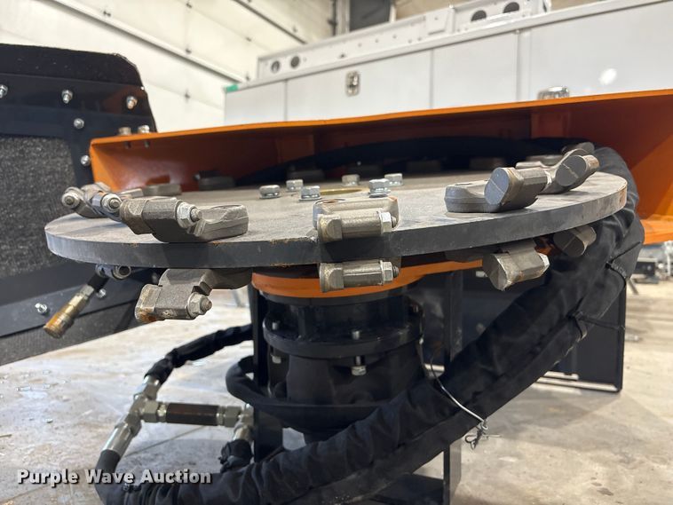 image for item FG2755 2025 Arteer TSG-31W skid steer stump grinder