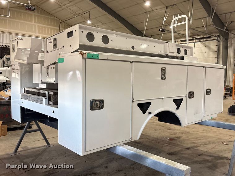 image for item FG2756 2023 Altec FLNA4002 utility bed