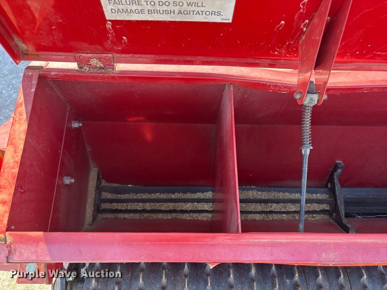 image for item FG2758 Brillion LSP6 seeder