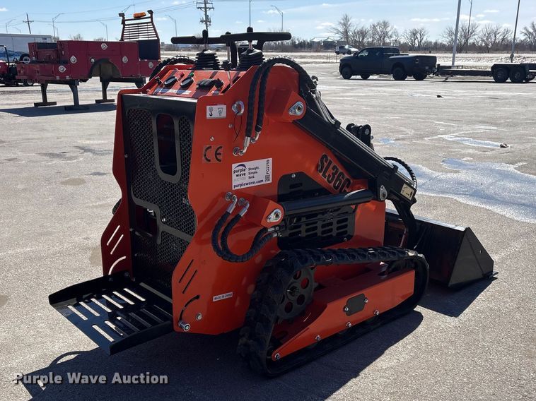 image for item FG2759 2025 SDLOOL SL36C compact utility loader