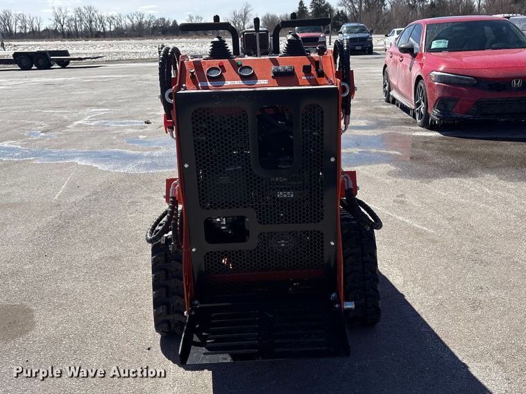 image for item FG2759 2025 SDLOOL SL36C compact utility loader