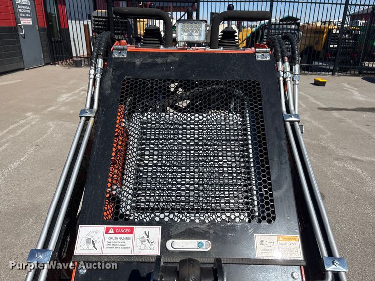 image for item FG2759 2025 SDLOOL SL36C compact utility loader