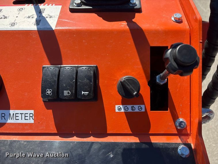 image for item FG2759 2025 SDLOOL SL36C compact utility loader