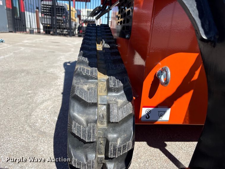 image for item FG2759 2025 SDLOOL SL36C compact utility loader