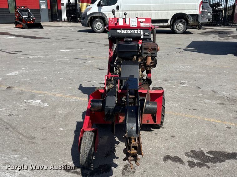 image for item FG2760 2019 Barreto 912 trencher