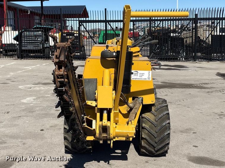 image for item FG2763 Vermeer LM-40 trencher