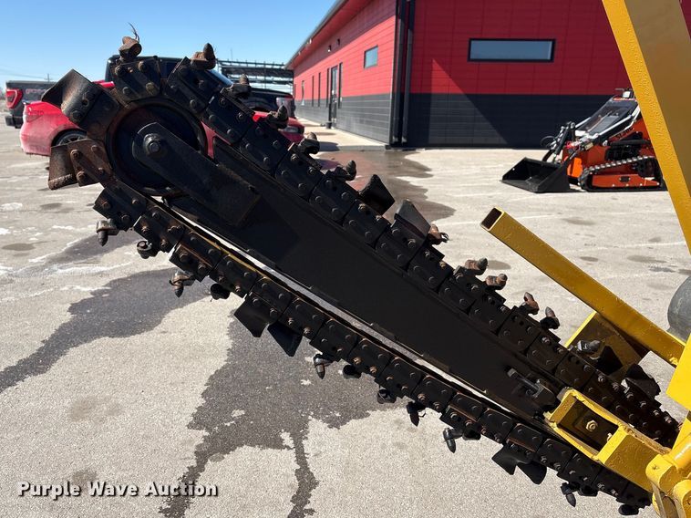 image for item FG2763 Vermeer LM-40 trencher