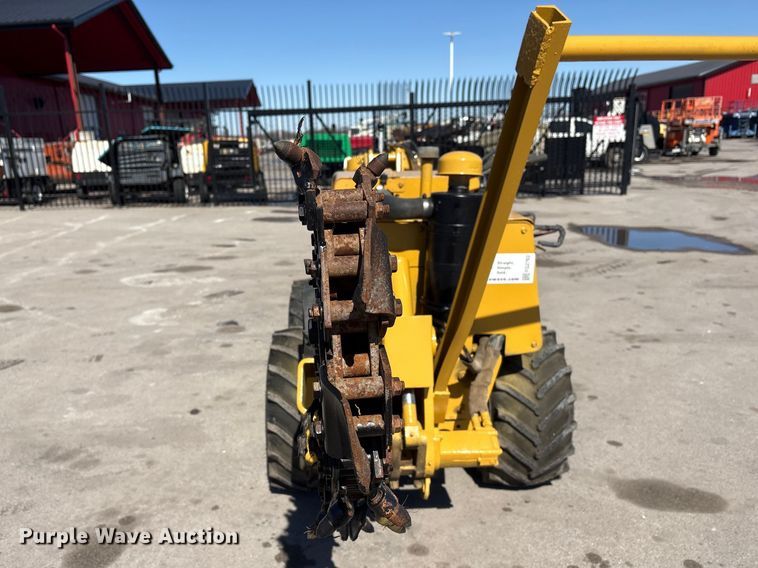 image for item FG2763 Vermeer LM-40 trencher