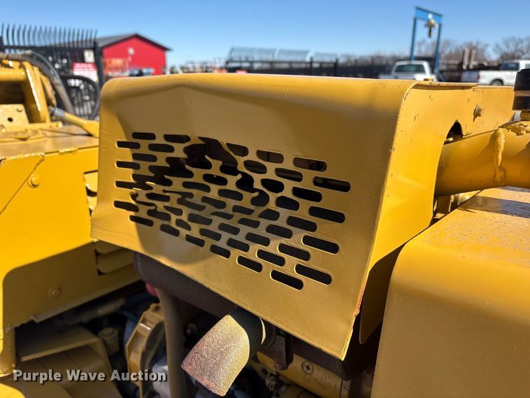 image for item FG2763 Vermeer LM-40 trencher