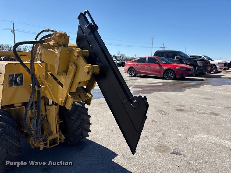 image for item FG2763 Vermeer LM-40 trencher