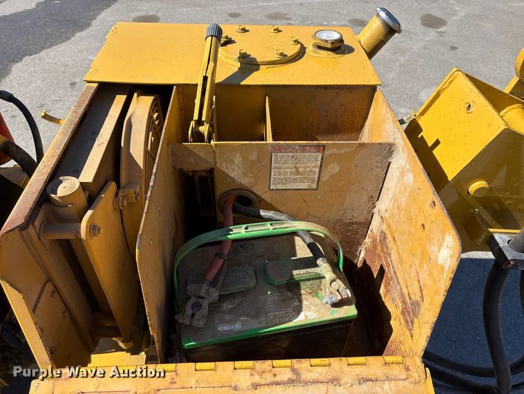 image for item FG2763 Vermeer LM-40 trencher