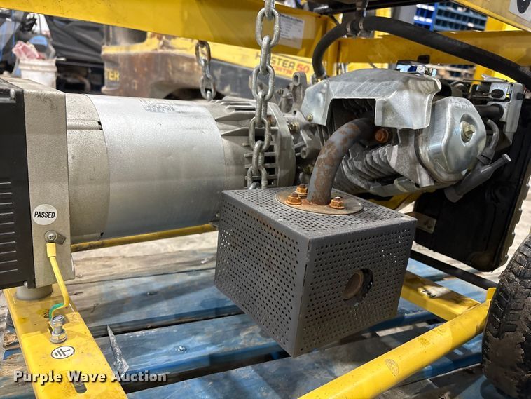 image for item FG2764 (2) McCullock generators