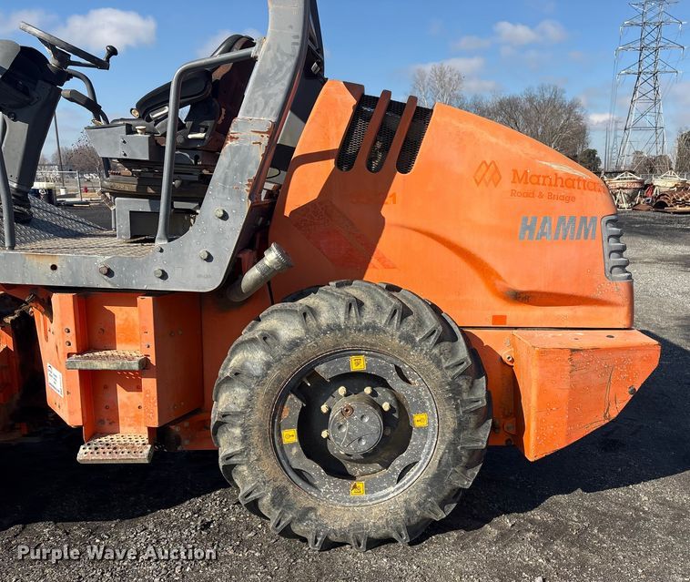 image for item FI0141 2007 Hamm 3205 P single drum vibratory roller