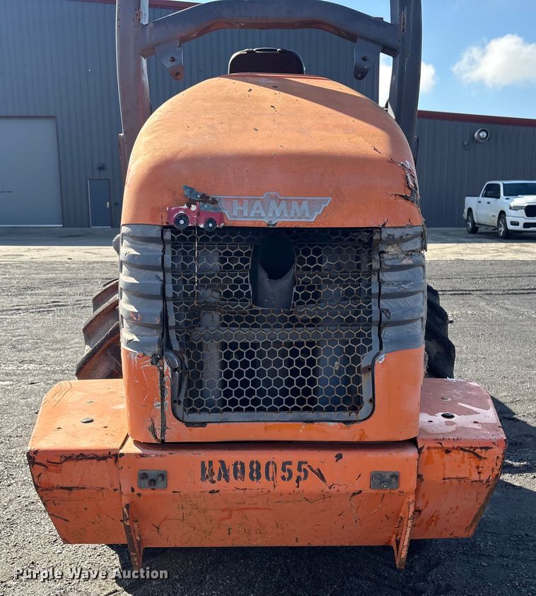 image for item FI0141 2007 Hamm 3205 P single drum vibratory roller