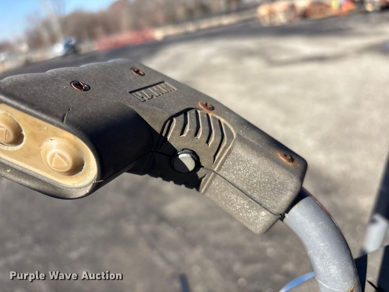 image for item FI0141 2007 Hamm 3205 P single drum vibratory roller