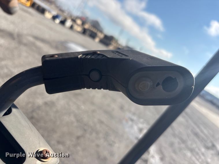 image for item FI0141 2007 Hamm 3205 P single drum vibratory roller