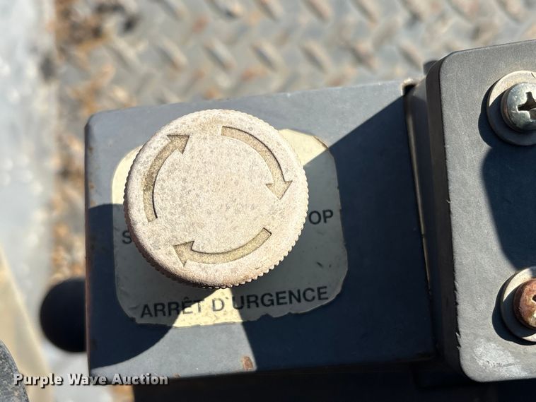 image for item FI0141 2007 Hamm 3205 P single drum vibratory roller