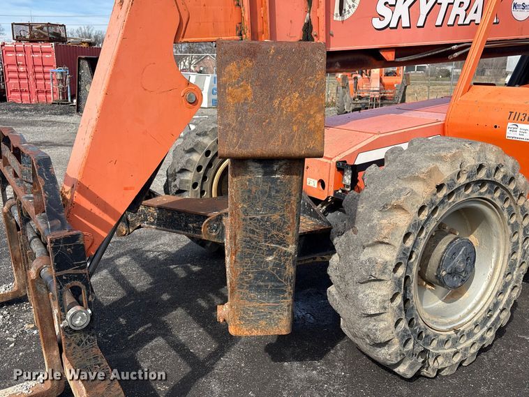 image for item FI0142 2013 JLG Skytrak 10042 telehandler