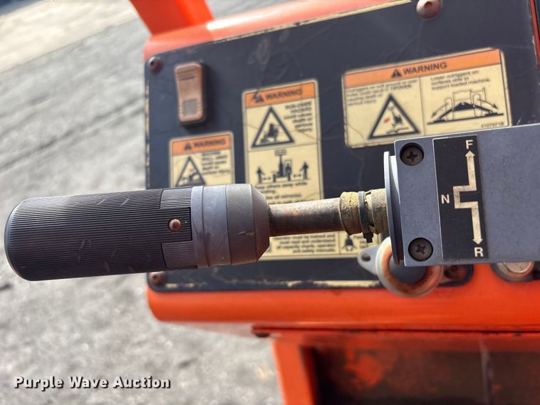 image for item FI0142 2013 JLG Skytrak 10042 telehandler